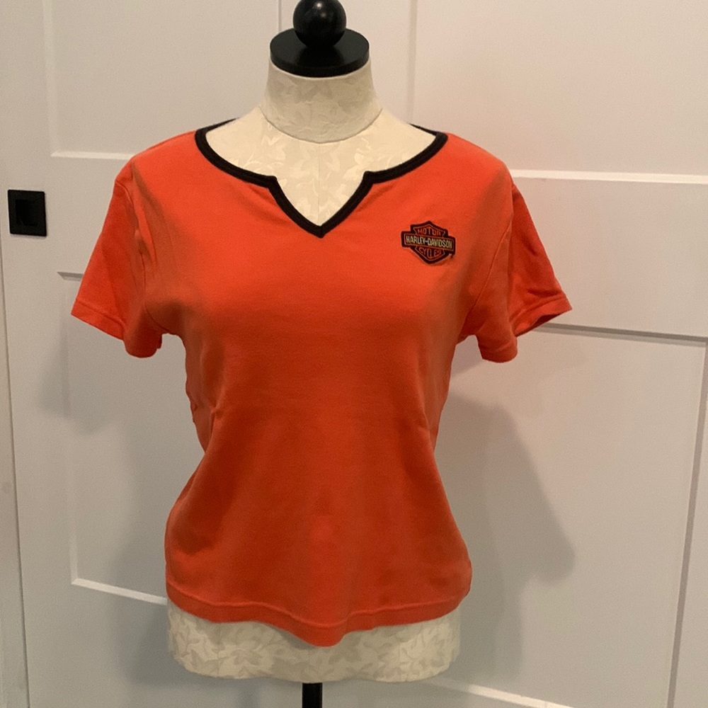 Y2K Harley-Davidson Tee size Large. Ft. Lauderdale is the logo on the back.